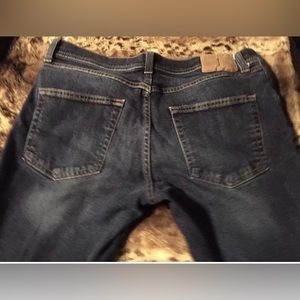 True Craft Dark Jeans Size 32”W x 30”L Deep Blue Pants!